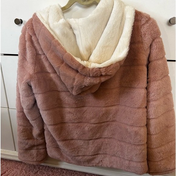 Pink jacket - Picture 3 of 3